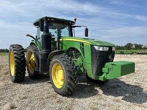 2018 John Deere 8245R Image