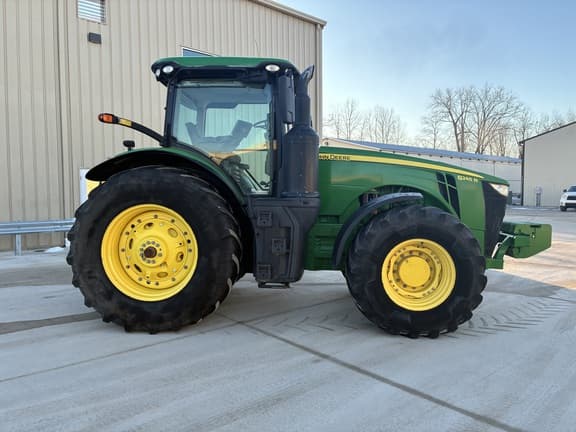 Image of John Deere 8245R equipment image 3
