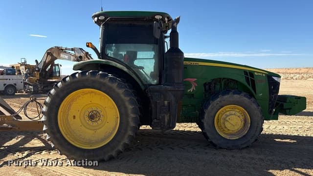Image of John Deere 8245R equipment image 3