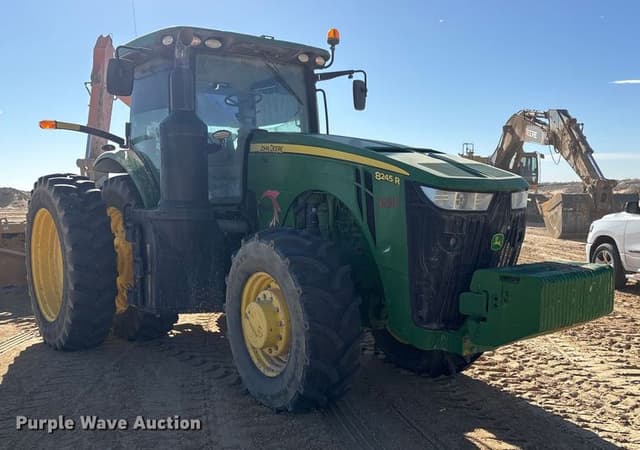 Image of John Deere 8245R equipment image 2