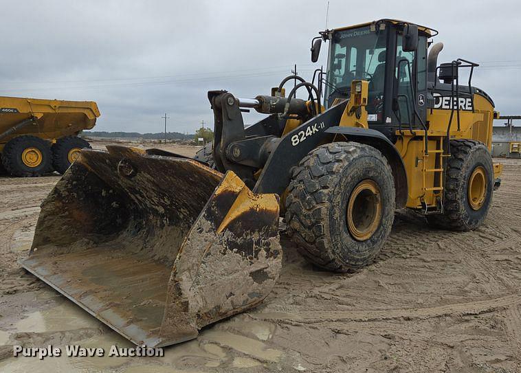 Image of John Deere 824K Primary image