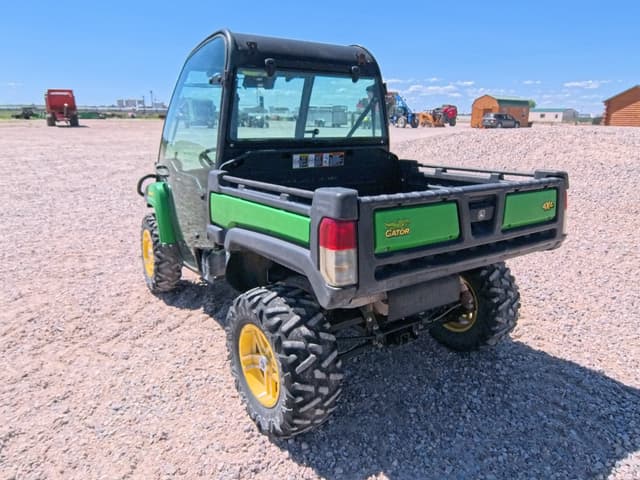 Image of John Deere XUV 825M equipment image 1