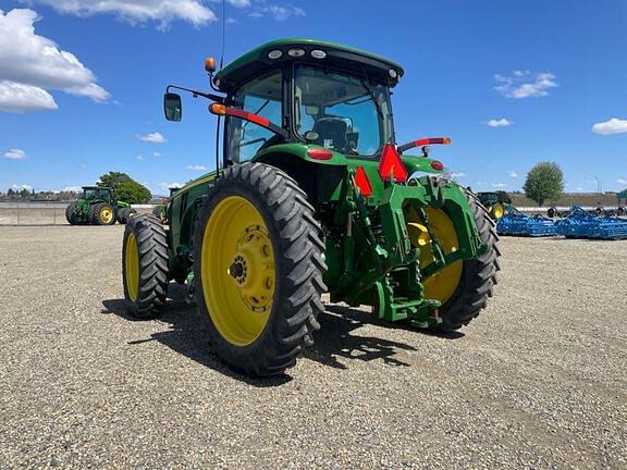 Image of John Deere 8270R equipment image 2