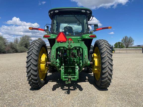 Image of John Deere 8270R equipment image 3