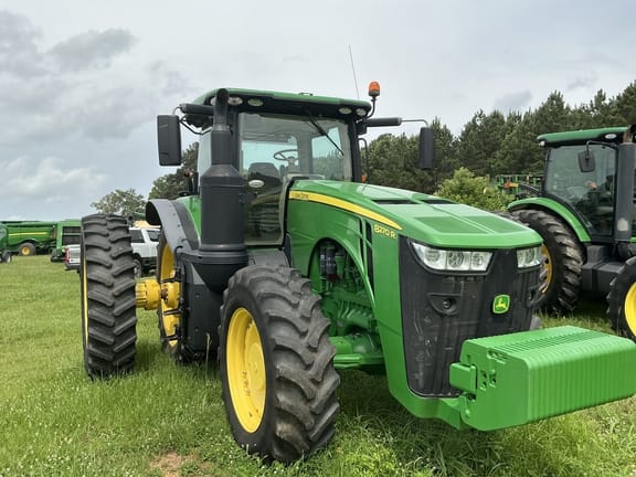 2018 John Deere 8270R Equipment Image0