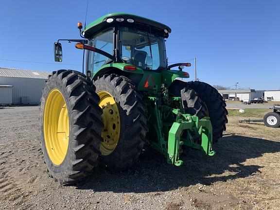 Image of John Deere 8270R equipment image 4