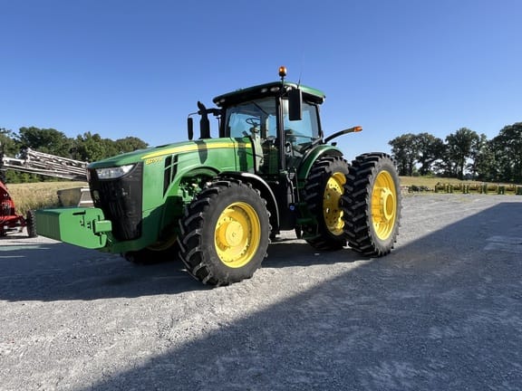 2018 John Deere 8270R Equipment Image0