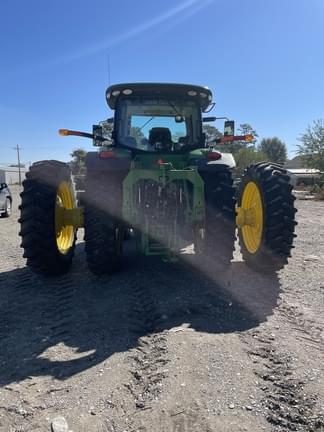 Image of John Deere 8270R equipment image 3