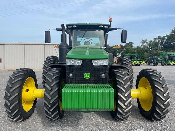 Image of John Deere 8270R equipment image 2