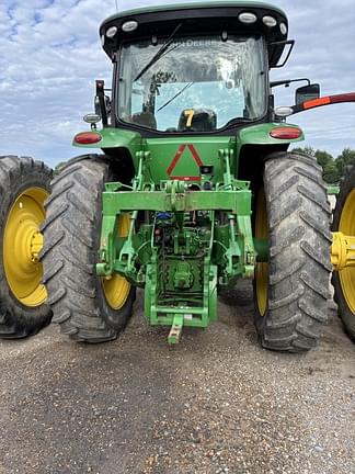 Image of John Deere 8270R equipment image 3