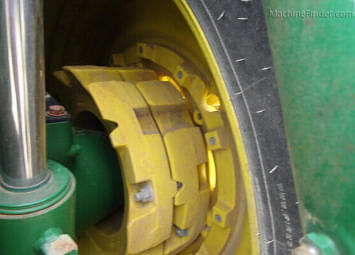 Image of John Deere 8270R equipment image 4