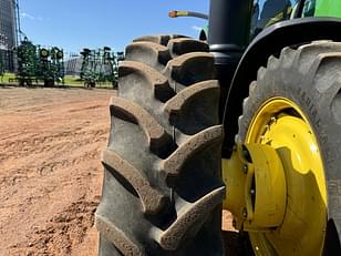 Main image John Deere 8270R 11