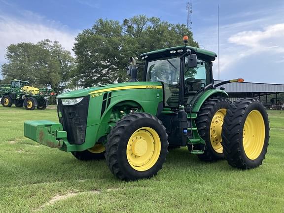 Image of John Deere 8270R Primary image