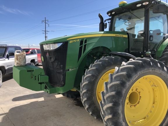 Main image John Deere 8270R