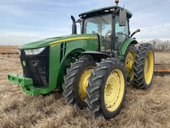 Main image John Deere 8270R