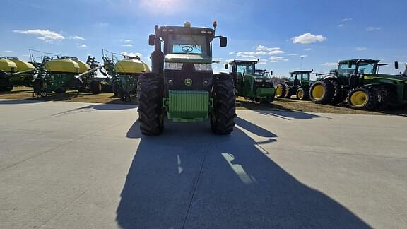 Image of John Deere 8270R equipment image 4