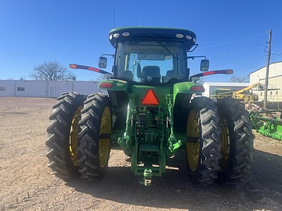 Image of John Deere 8270R equipment image 3