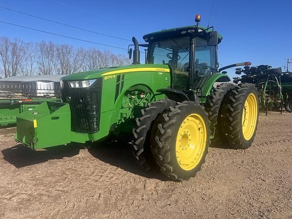 Image of John Deere 8270R equipment image 1