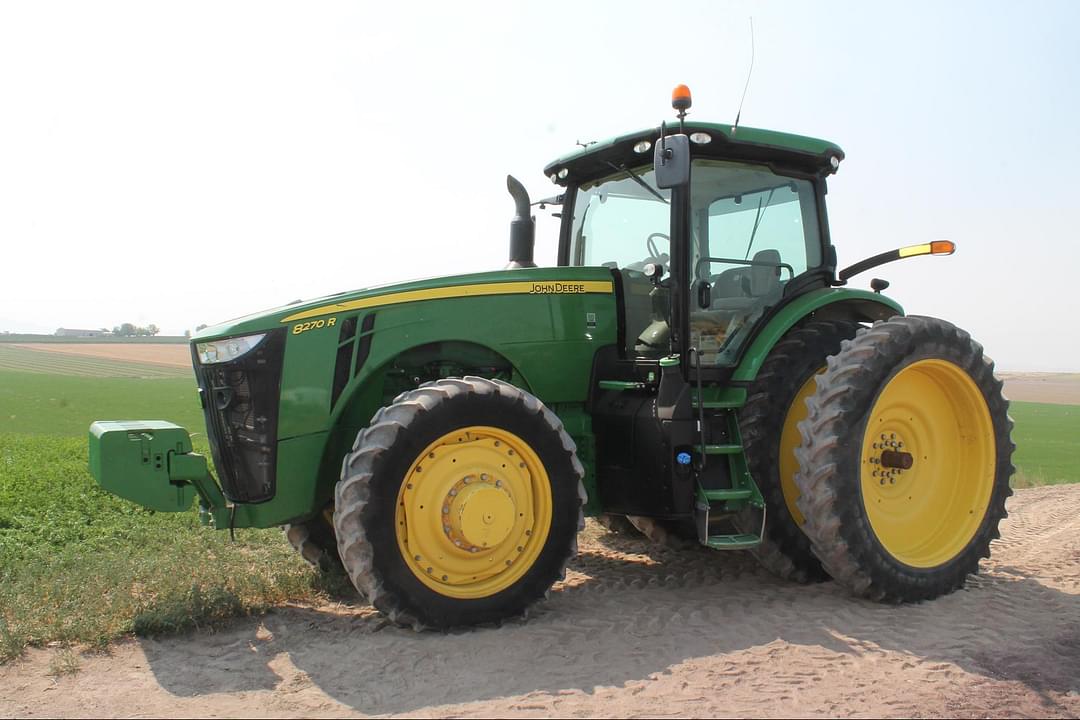 Image of John Deere 8270R Primary image