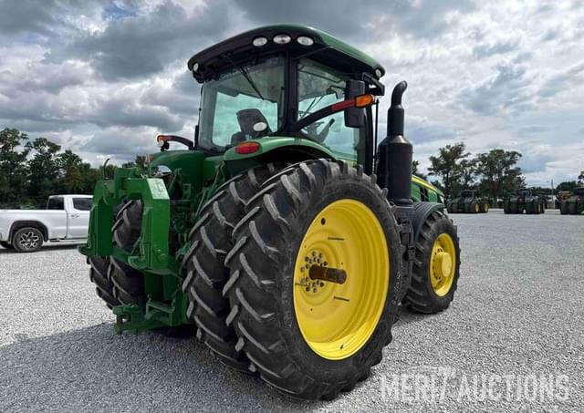 Image of John Deere 8270R equipment image 4