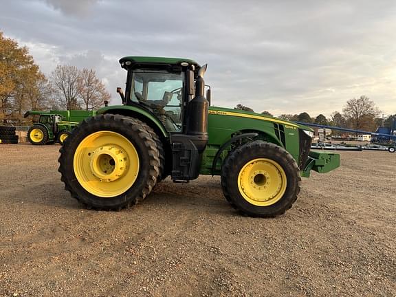 Image of John Deere 8295R equipment image 3