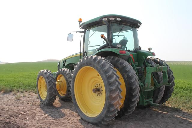 Image of John Deere 8295R equipment image 2