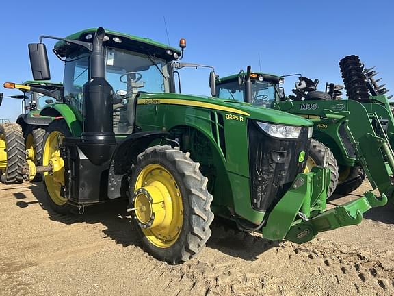 Image of John Deere 8295R equipment image 1