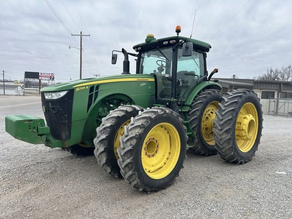 2018 John Deere 8295R Equipment Image0