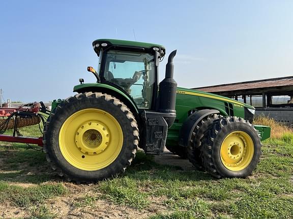 Image of John Deere 8295R equipment image 2