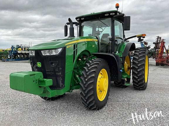 Image of John Deere 8295R equipment image 2