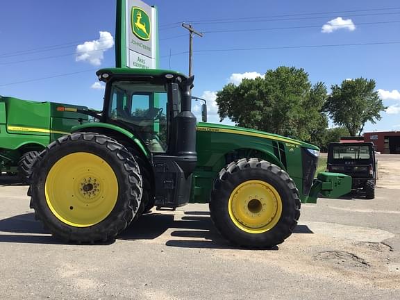 Image of John Deere 8295R equipment image 3