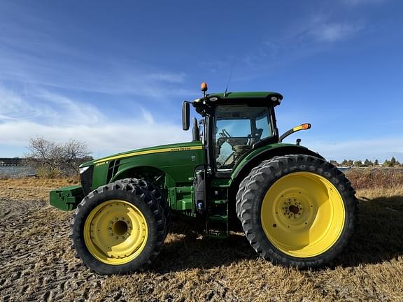 Image of John Deere 8295R equipment image 1