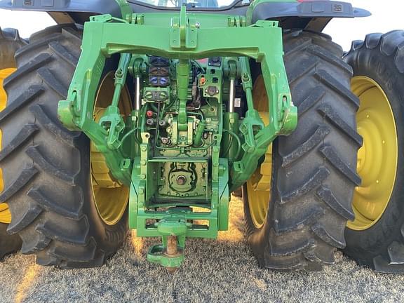 Image of John Deere 8295R equipment image 4