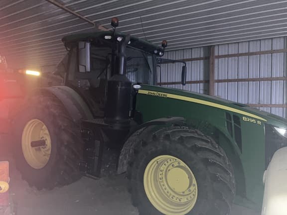 Image of John Deere 8295R equipment image 2