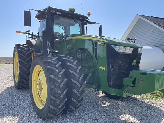 Image of John Deere 8295R equipment image 2