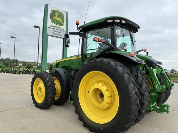 Image of John Deere 8295R equipment image 3