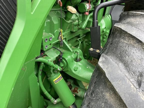 Image of John Deere 8295R equipment image 3