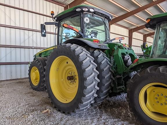 Image of John Deere 8295R equipment image 2