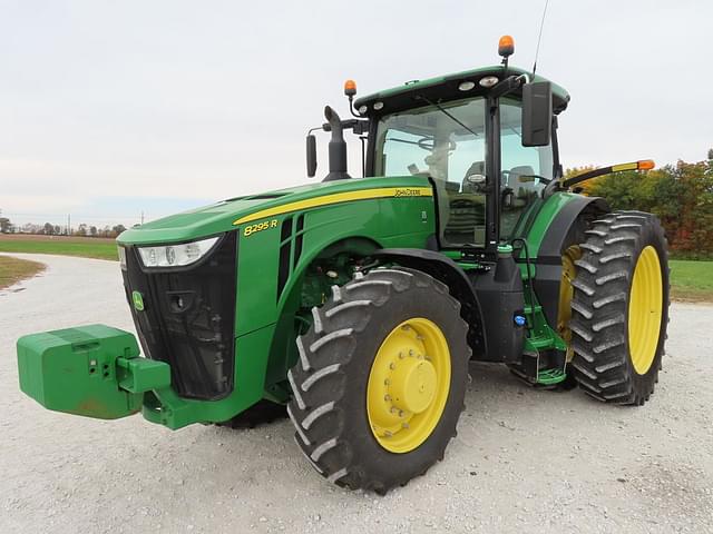 Image of John Deere 8295R equipment image 2