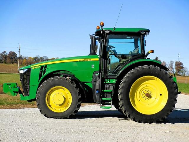 Image of John Deere 8295R equipment image 1