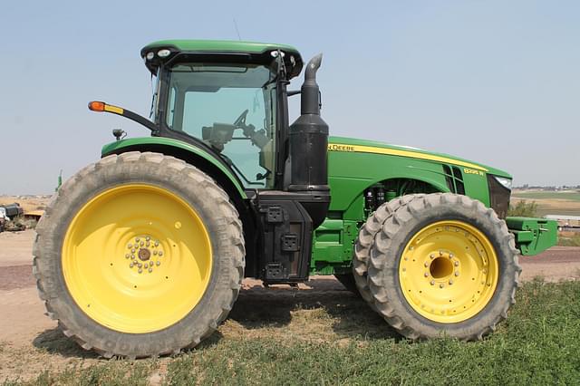 Image of John Deere 8295R equipment image 4