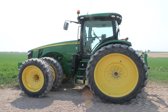 Image of John Deere 8295R equipment image 1