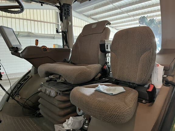 Image of John Deere 8295R equipment image 4