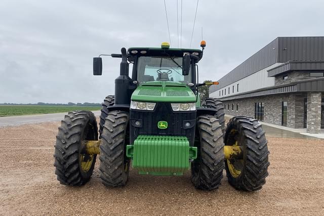Image of John Deere 8295R equipment image 1