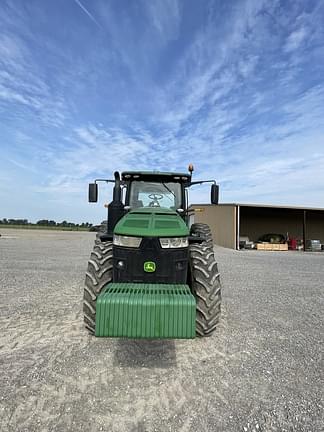 Image of John Deere 8320R equipment image 2