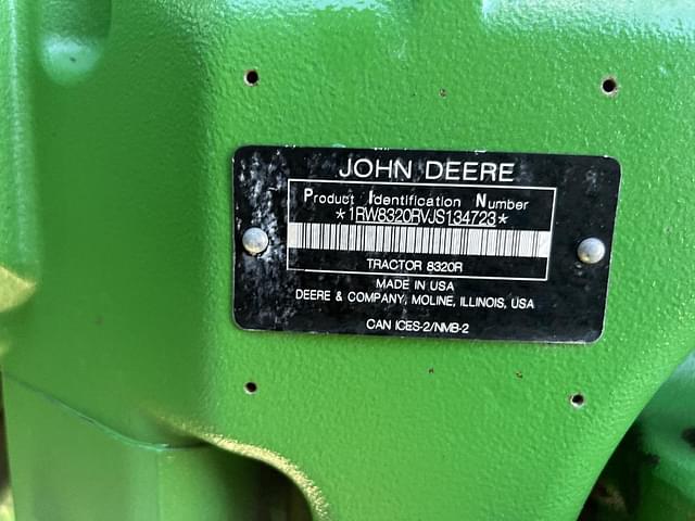 Image of John Deere 8320R equipment image 4