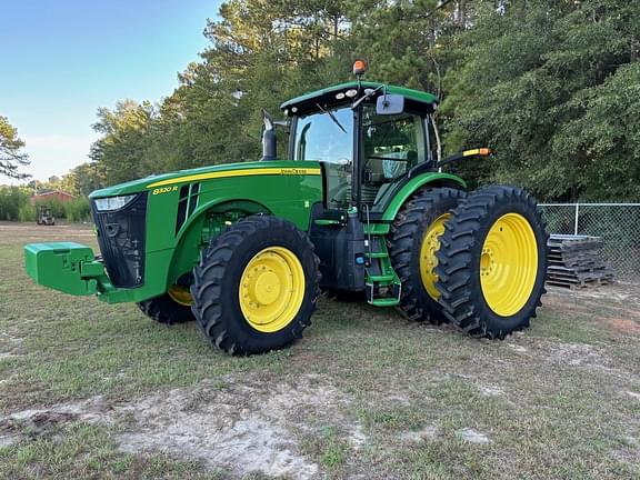 Image of John Deere 8320R equipment image 2