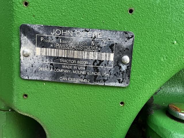 Image of John Deere 8320R equipment image 4