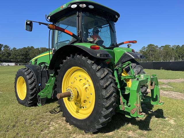 Image of John Deere 8320R equipment image 2