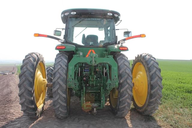 Image of John Deere 8320R equipment image 2